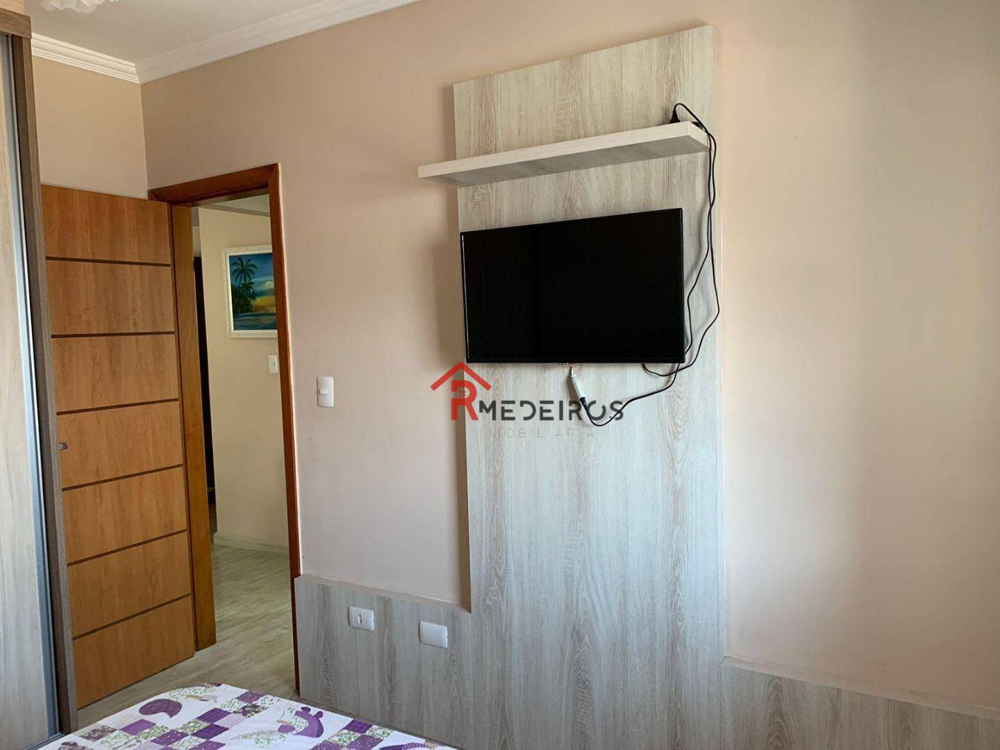 Apartamento à venda com 3 quartos, 196m² - Foto 17