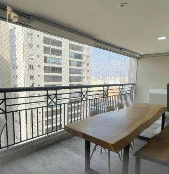 Apartamento à venda com 3 quartos, 166m² - Foto 2