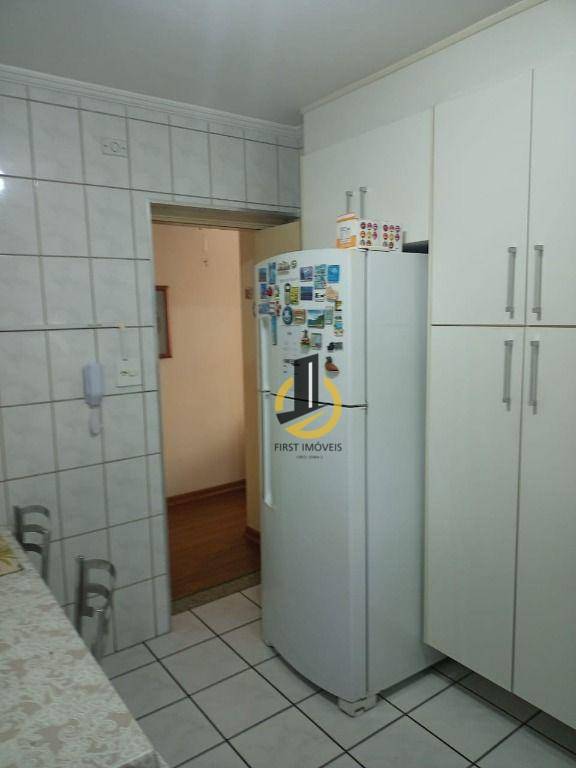 Apartamento à venda com 2 quartos, 73m² - Foto 14