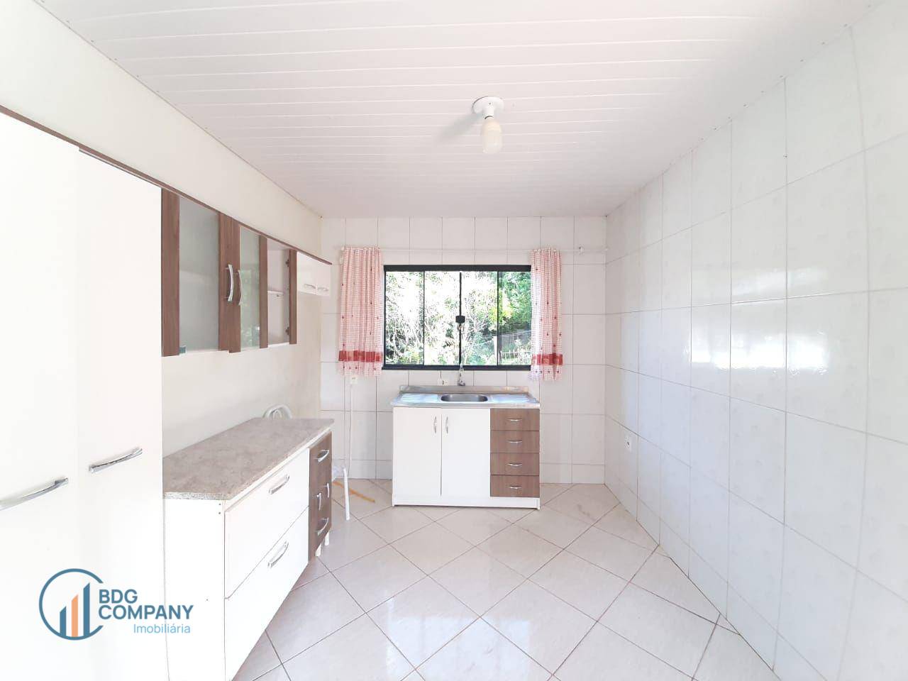 Casa à venda com 2 quartos, 63m² - Foto 3