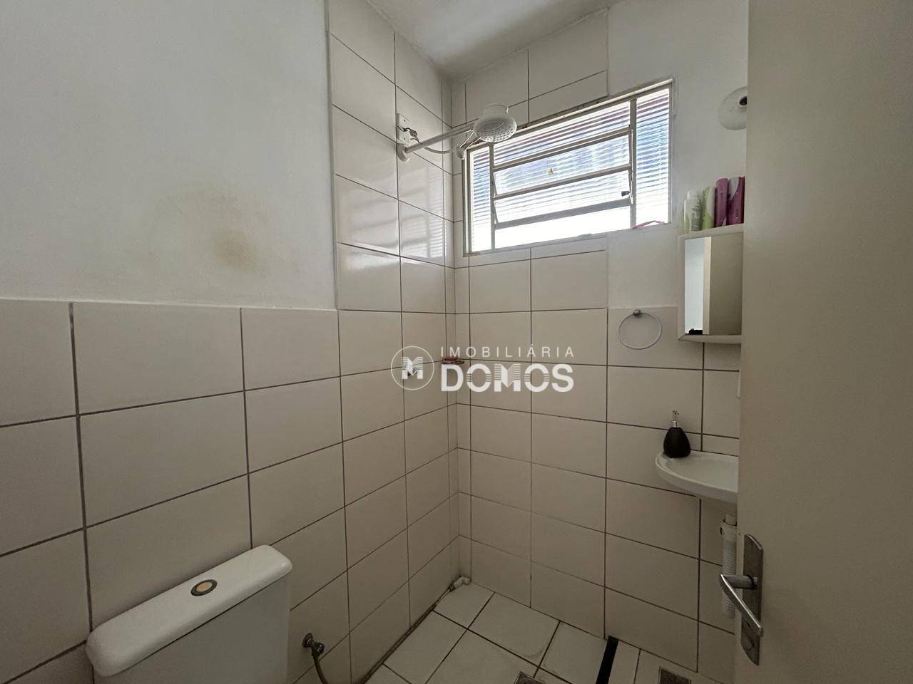 Casa à venda com 3 quartos, 100m² - Foto 14