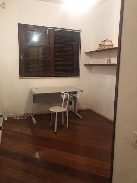 Casa à venda com 4 quartos, 130m² - Foto 12