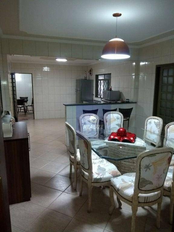 Sobrado à venda com 3 quartos, 300m² - Foto 16