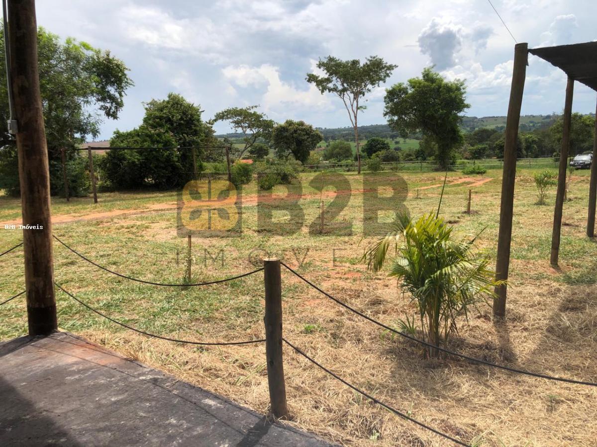 Fazenda à venda com 2 quartos, 240m² - Foto 6