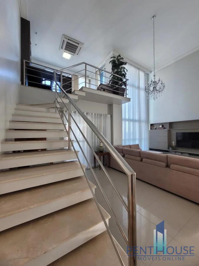 Apartamento à venda com 3 quartos, 252m² - Foto 3