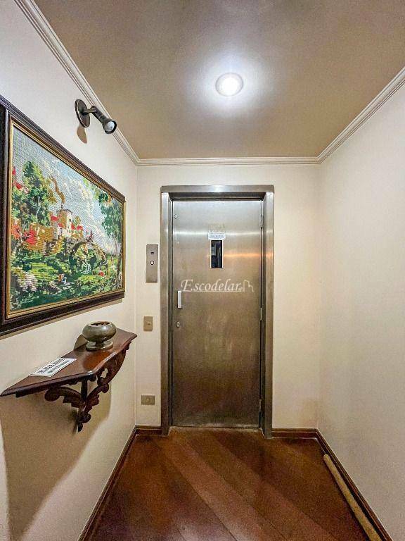 Apartamento à venda com 3 quartos, 300m² - Foto 3