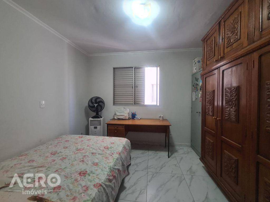 Apartamento à venda com 3 quartos, 191m² - Foto 15