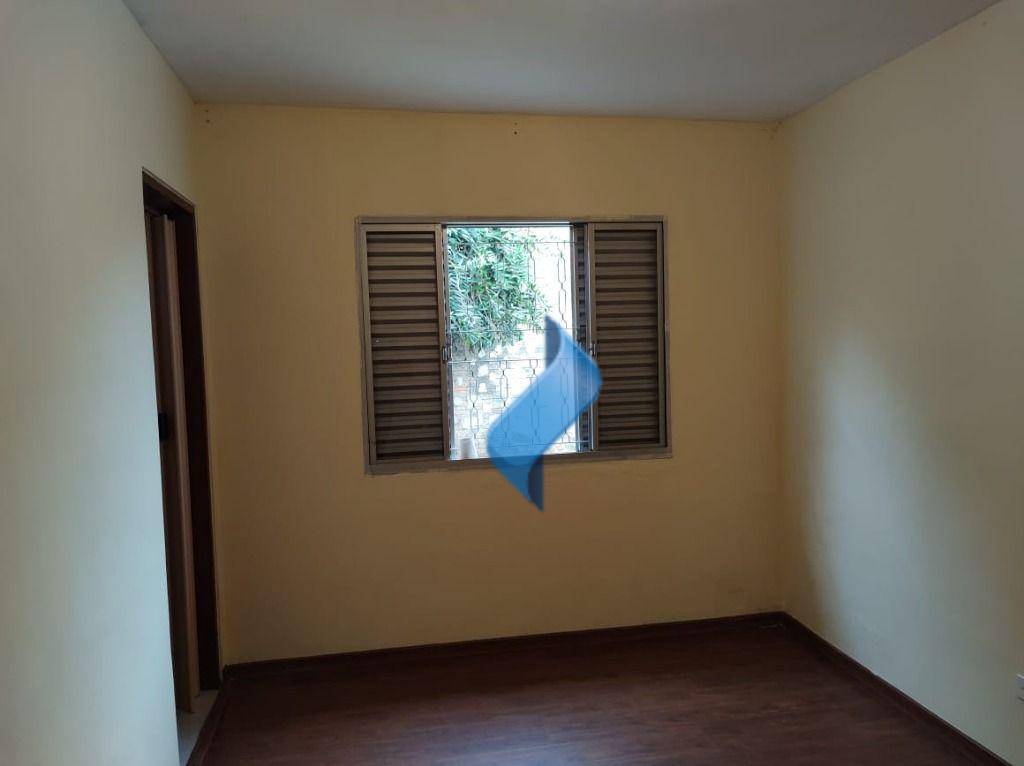 Casa à venda com 3 quartos, 90m² - Foto 25