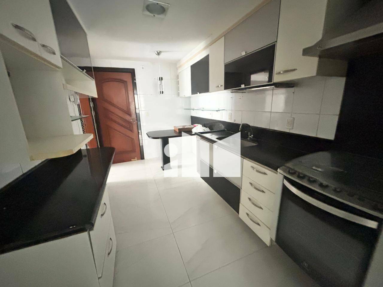 Apartamento à venda com 4 quartos, 184m² - Foto 17