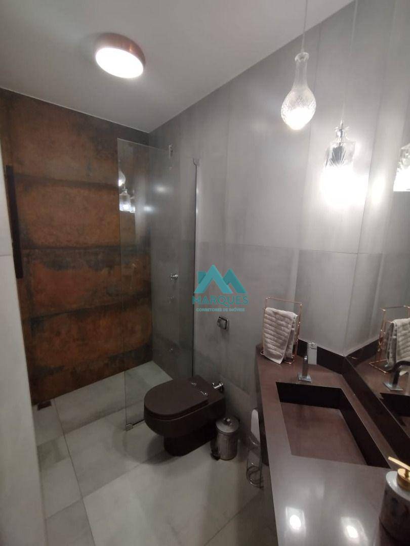 Sobrado à venda com 4 quartos, 228m² - Foto 12