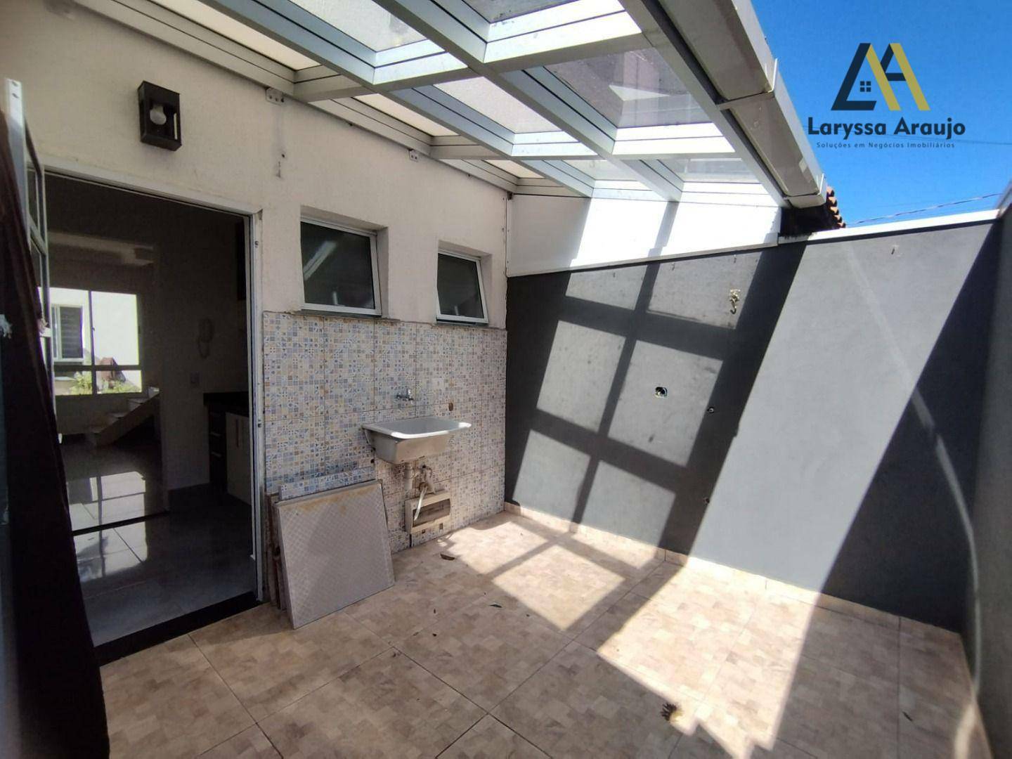 Sobrado à venda com 2 quartos, 50M2 - Foto 16