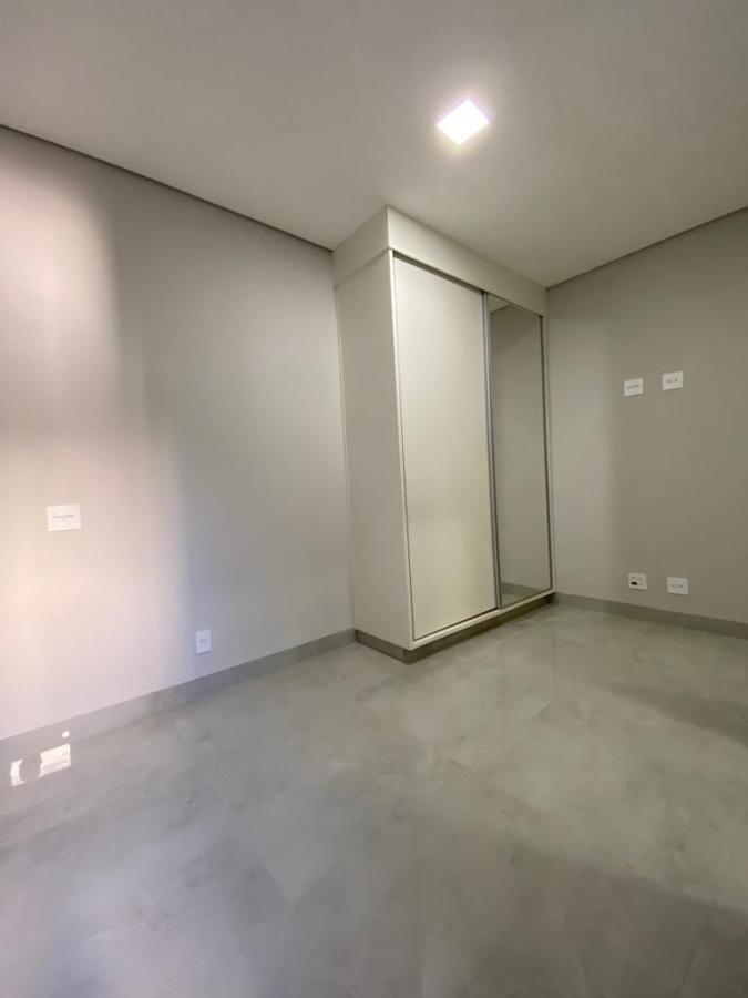 Casa à venda com 3 quartos, 168m² - Foto 17