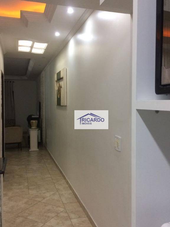 Sobrado à venda com 3 quartos, 200m² - Foto 5