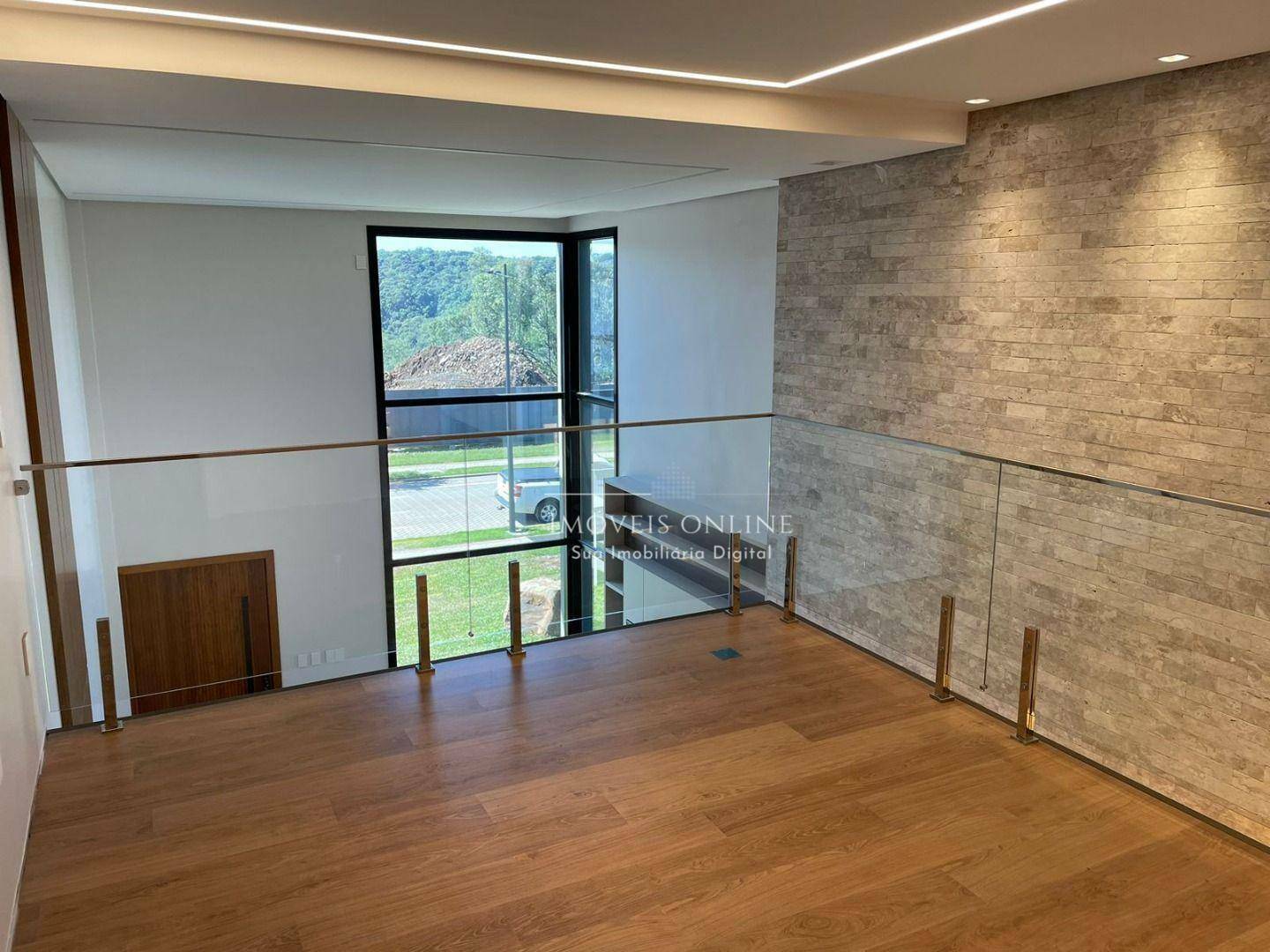 Casa de Condomínio à venda com 3 quartos, 283m² - Foto 4