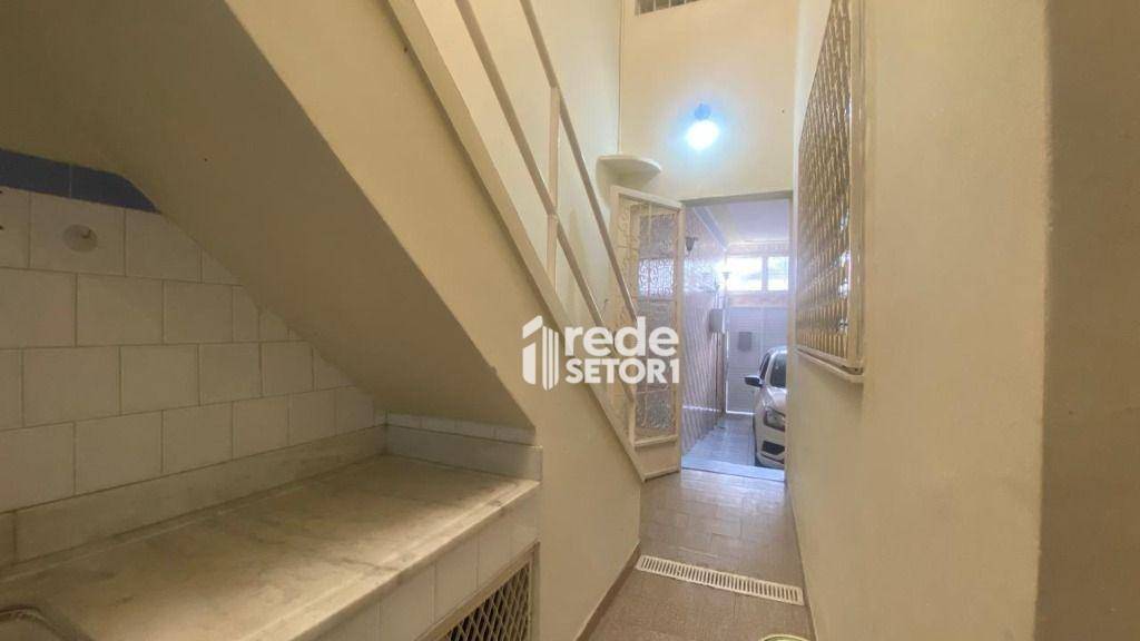 Casa à venda com 4 quartos, 110m² - Foto 12