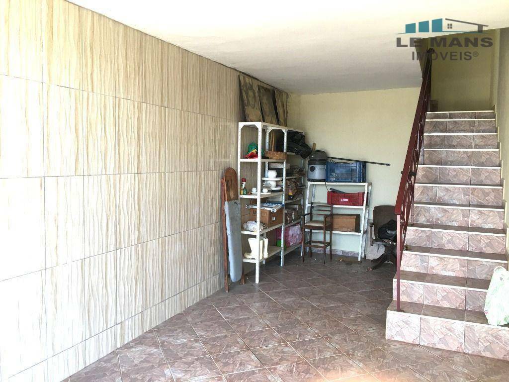 Casa à venda e aluguel com 3 quartos, 175m² - Foto 22