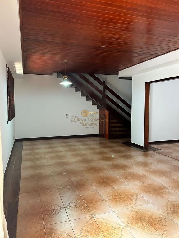 Casa de Condomínio à venda com 4 quartos, 350m² - Foto 9