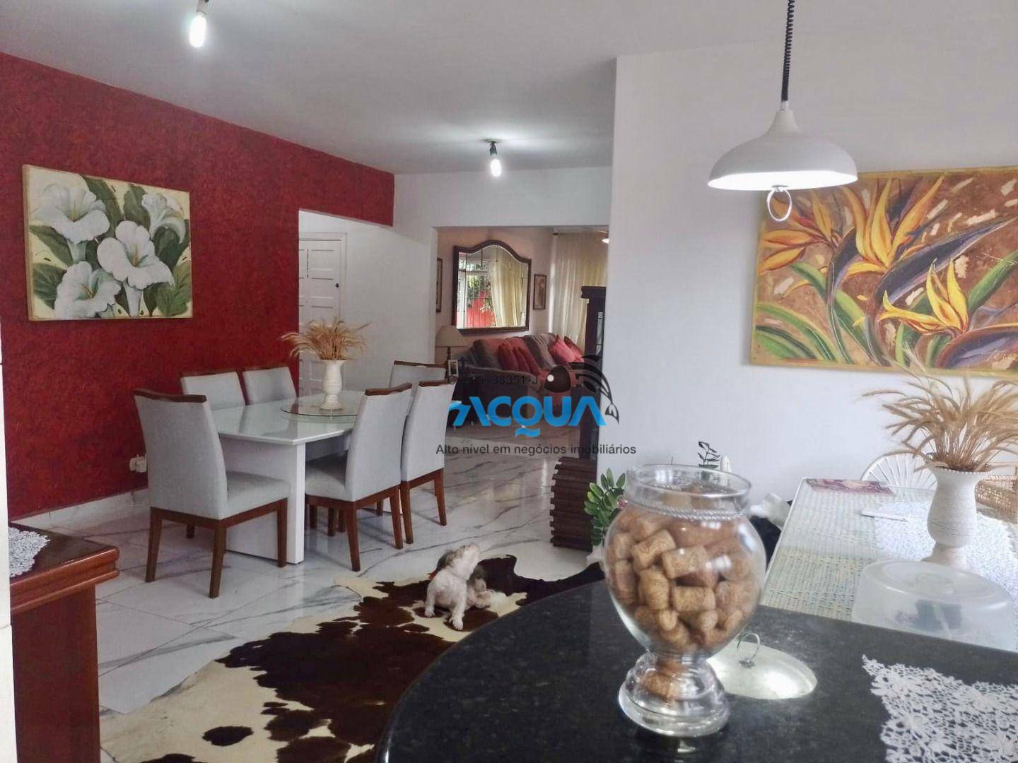 Casa de Condomínio à venda com 4 quartos, 200m² - Foto 1