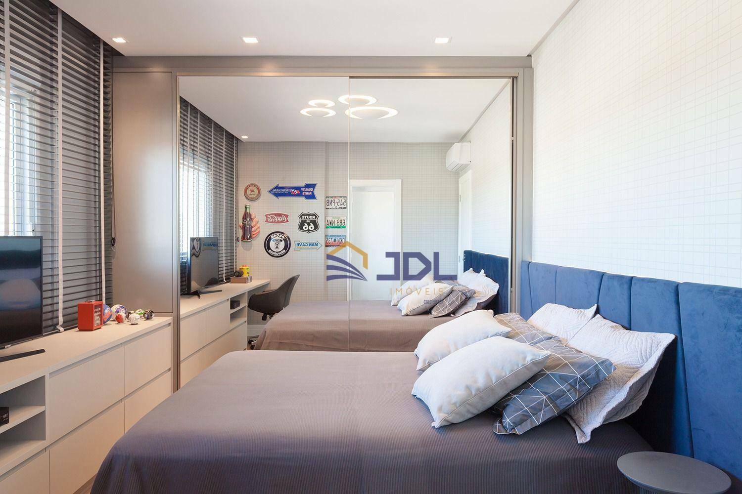 Apartamento à venda com 3 quartos, 203m² - Foto 18