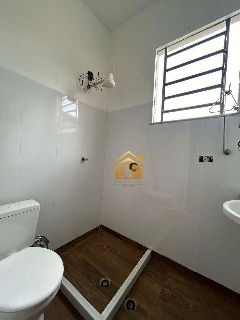 Casa para alugar com 3 quartos, 120m² - Foto 16
