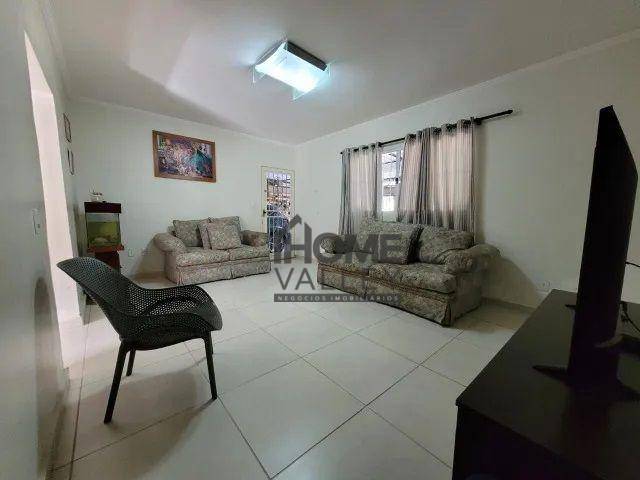 Casa à venda com 3 quartos, 120m² - Foto 2