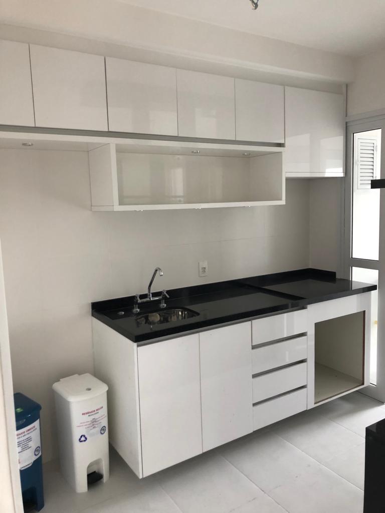 Apartamento à venda com 3 quartos, 95m² - Foto 11