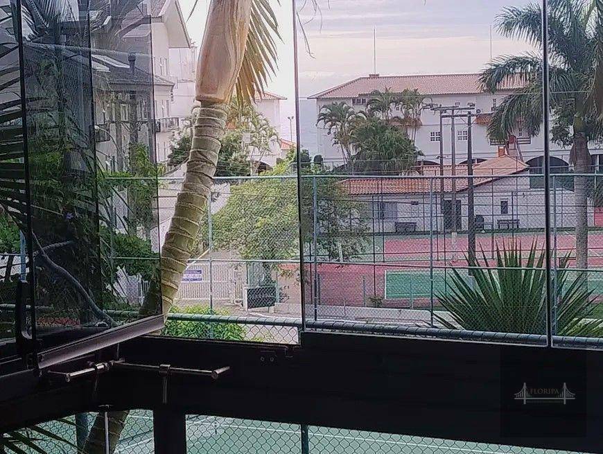 Apartamento à venda com 2 quartos, 75m² - Foto 2