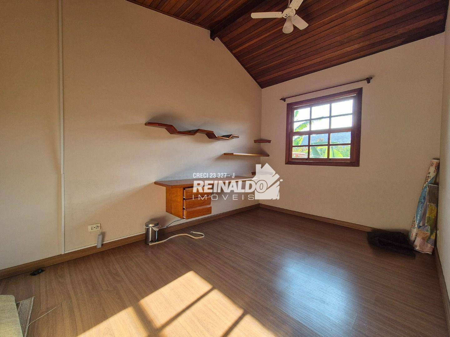 Casa de Condomínio à venda com 3 quartos, 274m² - Foto 13