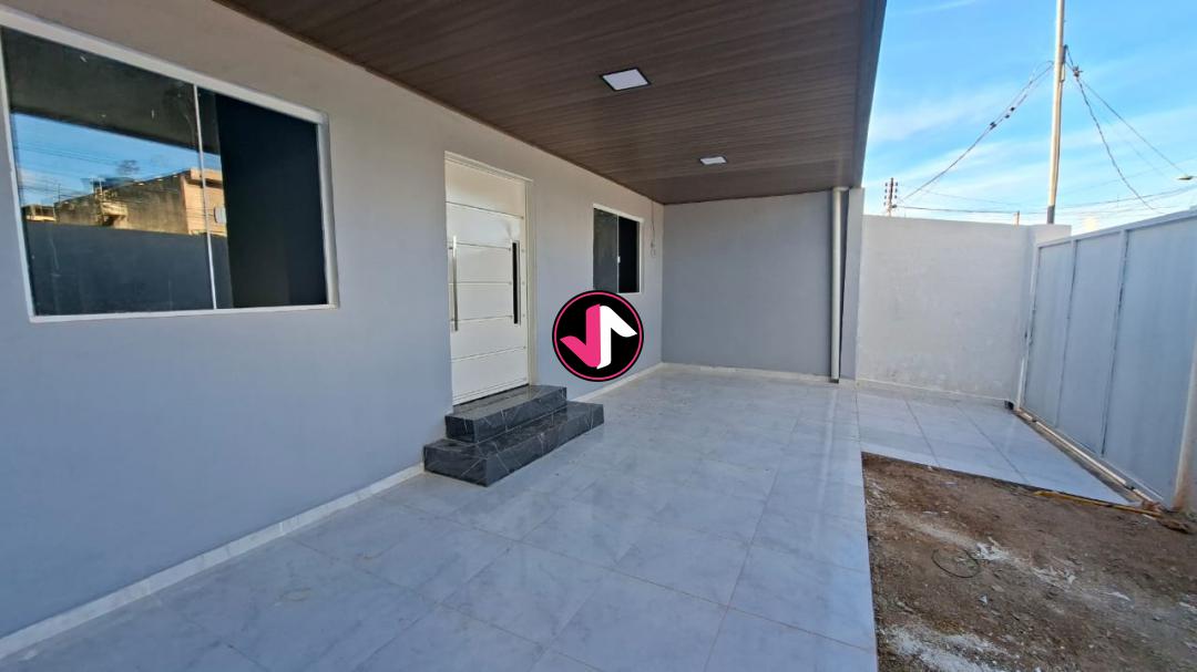 Casa à venda com 4 quartos, 155m² - Foto 2