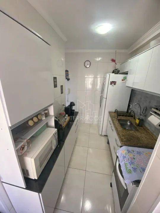 Apartamento à venda com 2 quartos, 45m² - Foto 3