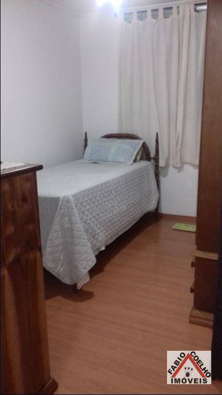 Apartamento à venda com 3 quartos, 70m² - Foto 2