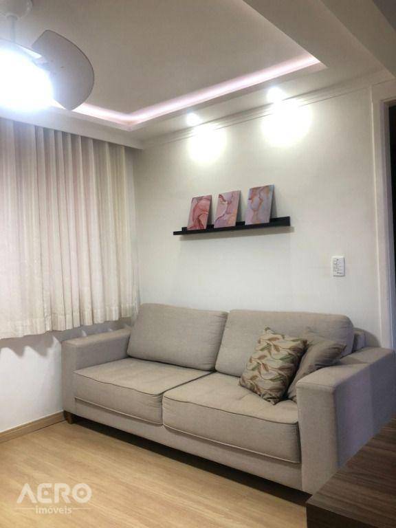 Apartamento à venda com 2 quartos, 47m² - Foto 2