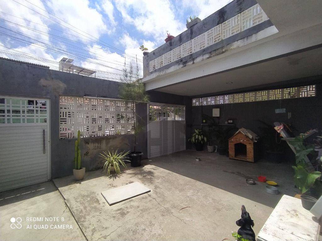 Casa, 4 quartos, 300 m² - Foto 1