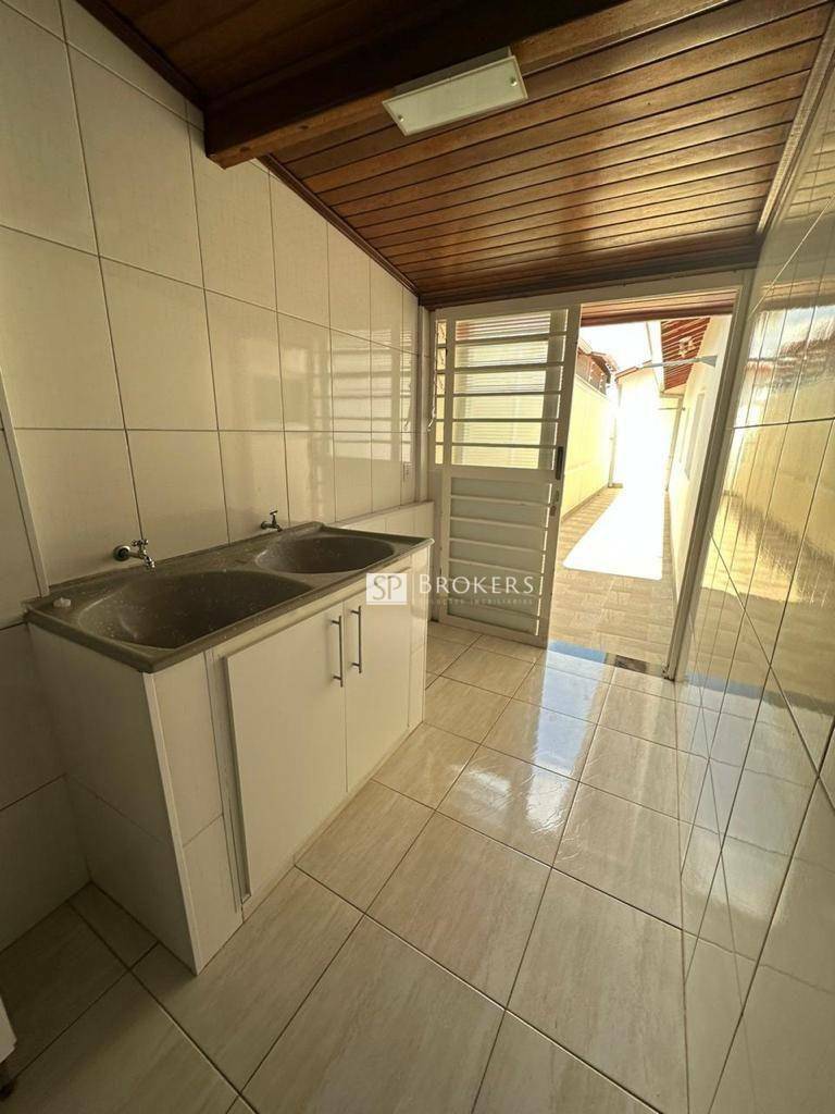 Casa à venda com 3 quartos, 260m² - Foto 13