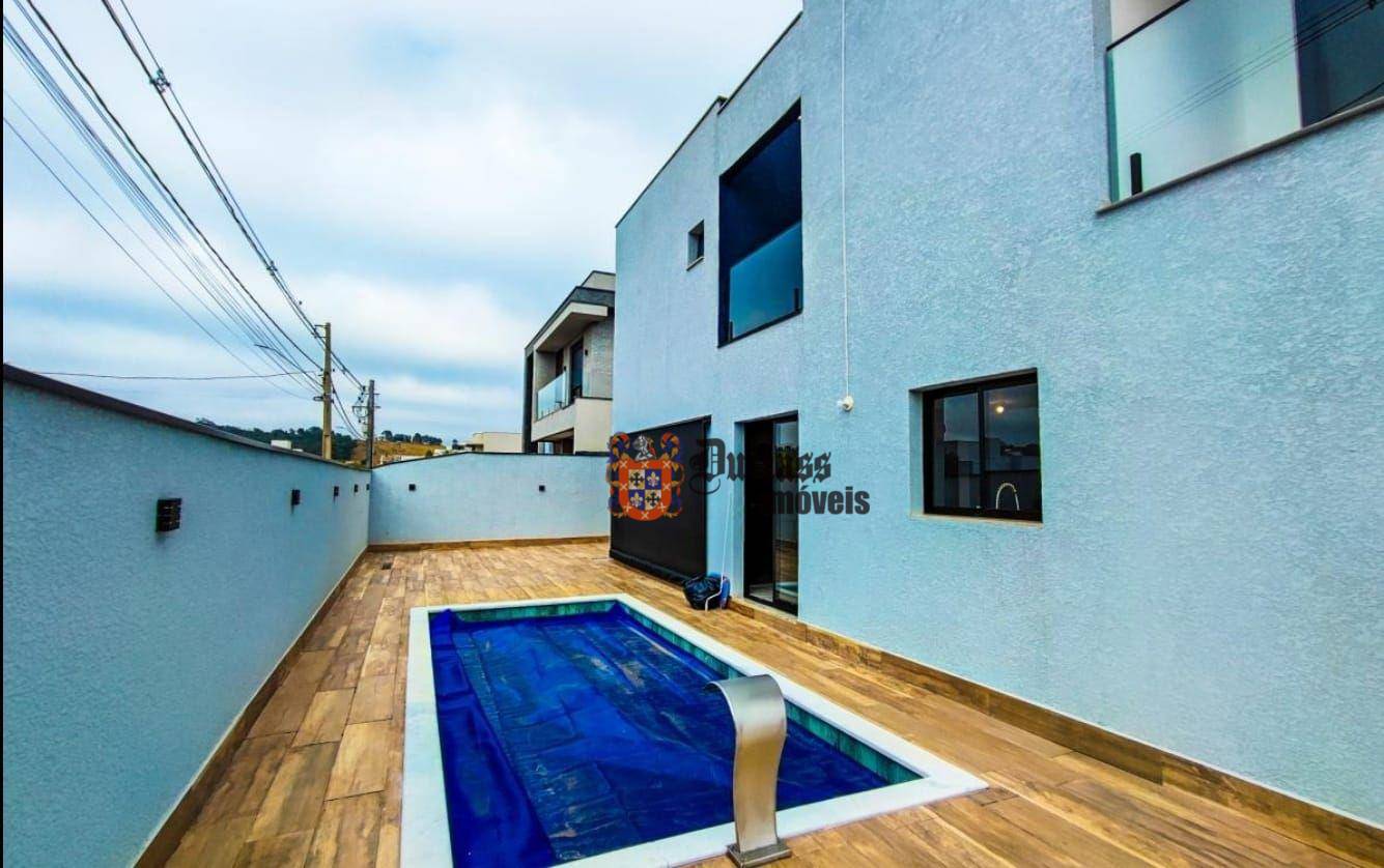 Sobrado à venda com 4 quartos, 224m² - Foto 1