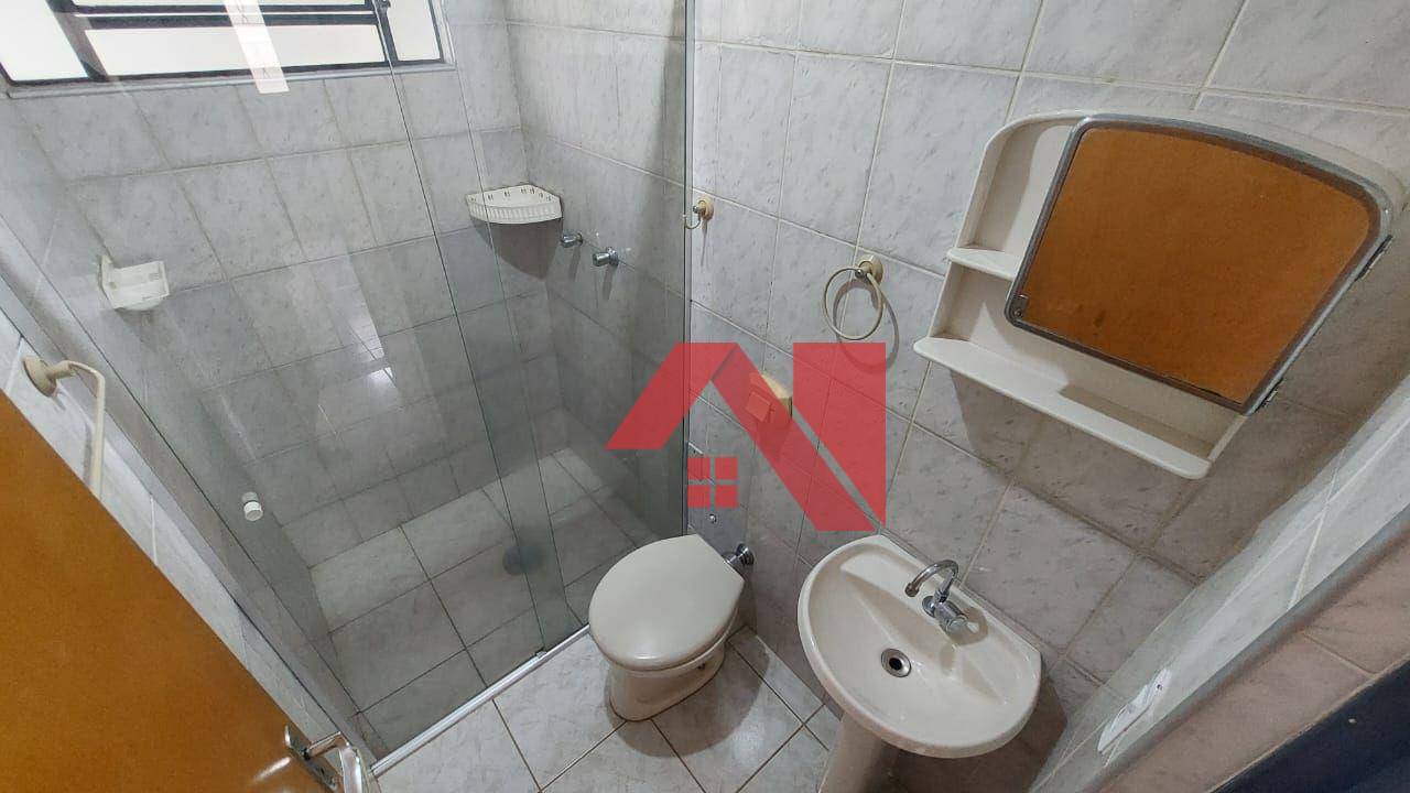 Casa à venda com 3 quartos, 100m² - Foto 13