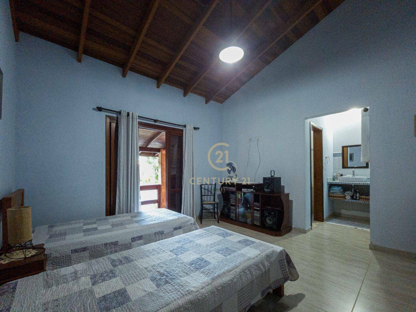 Casa de Condomínio à venda com 4 quartos, 400m² - Foto 15