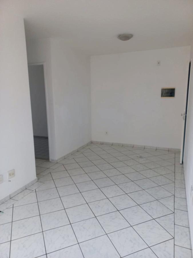 Apartamento à venda com 2 quartos, 54m² - Foto 3