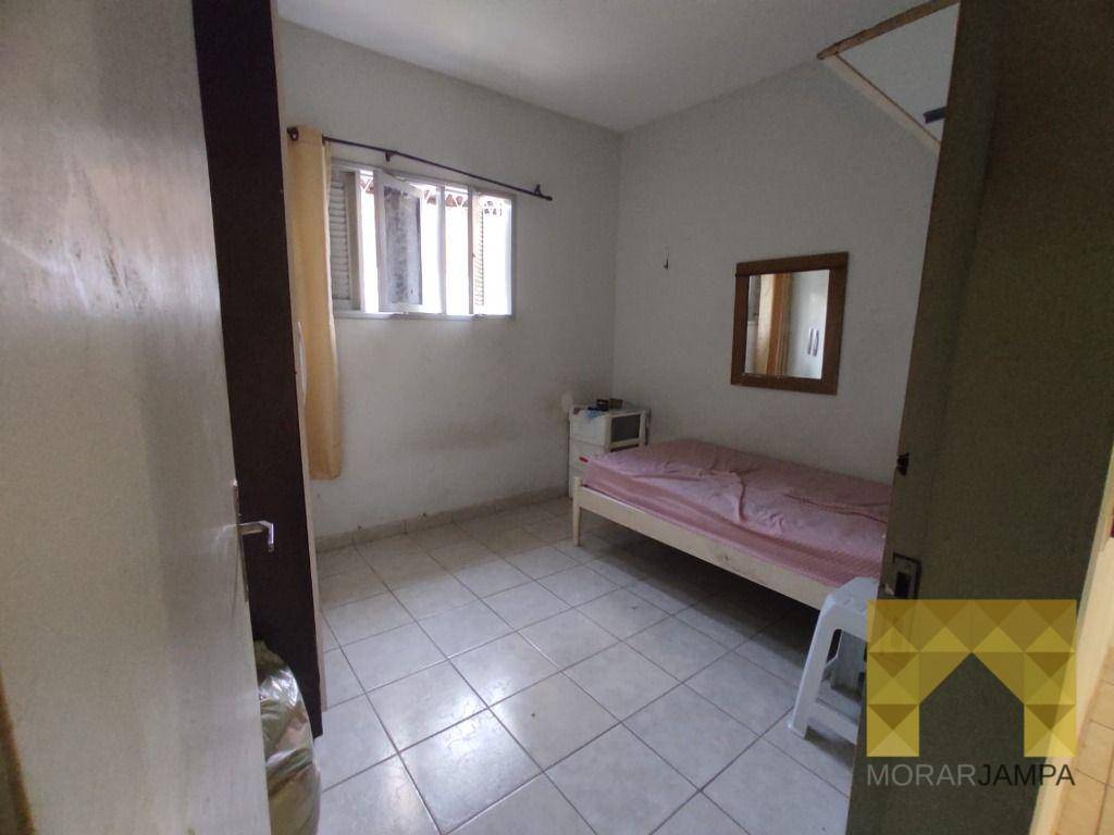 Casa à venda com 3 quartos, 10m² - Foto 13