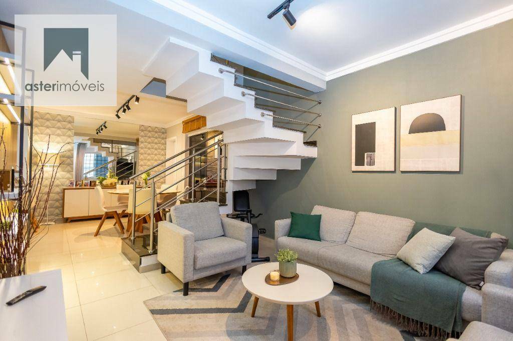 Sobrado à venda com 3 quartos, 205m² - Foto 2