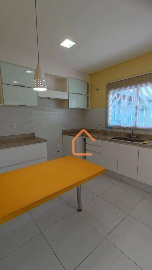 Casa à venda com 3 quartos, 180m² - Foto 10