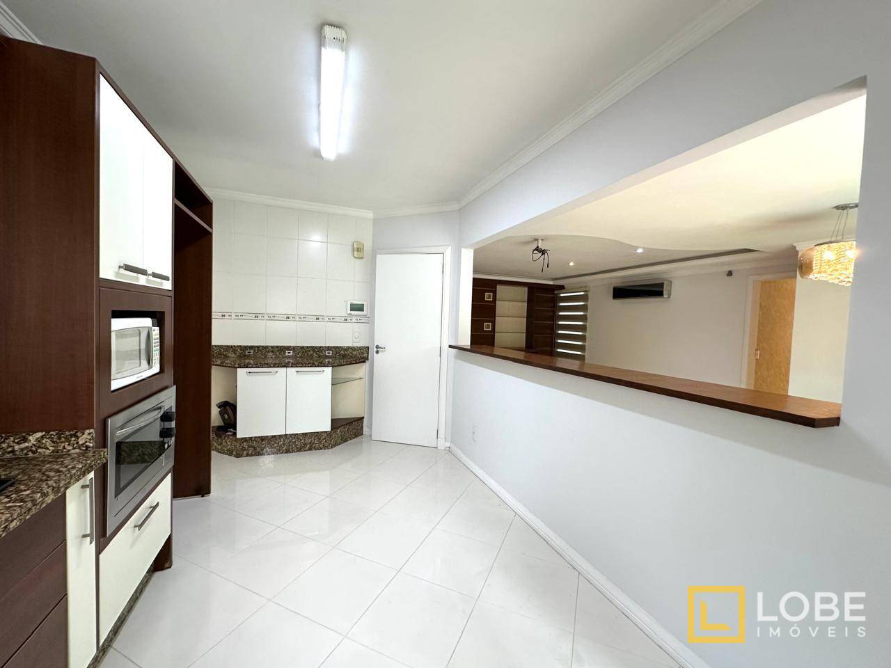 Apartamento à venda com 3 quartos, 252m² - Foto 6