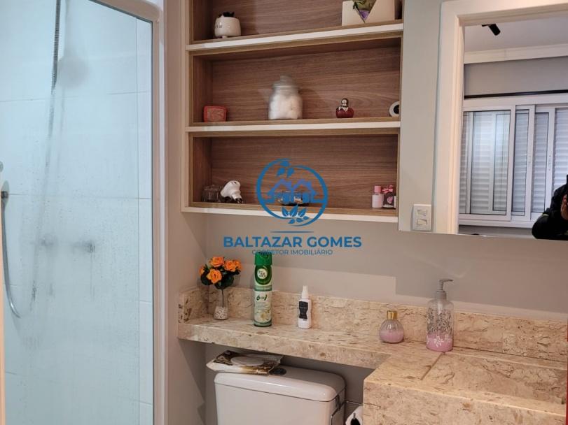 Apartamento à venda com 2 quartos, 63m² - Foto 3