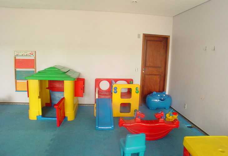 Apartamento à venda com 4 quartos, 140m² - Foto 13