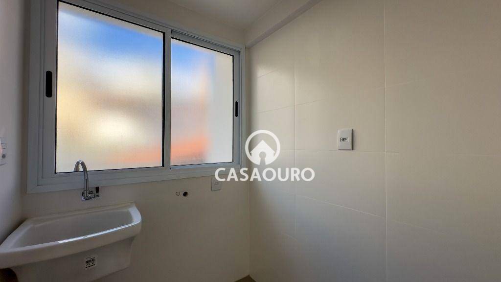 Apartamento à venda com 2 quartos, 62m² - Foto 12