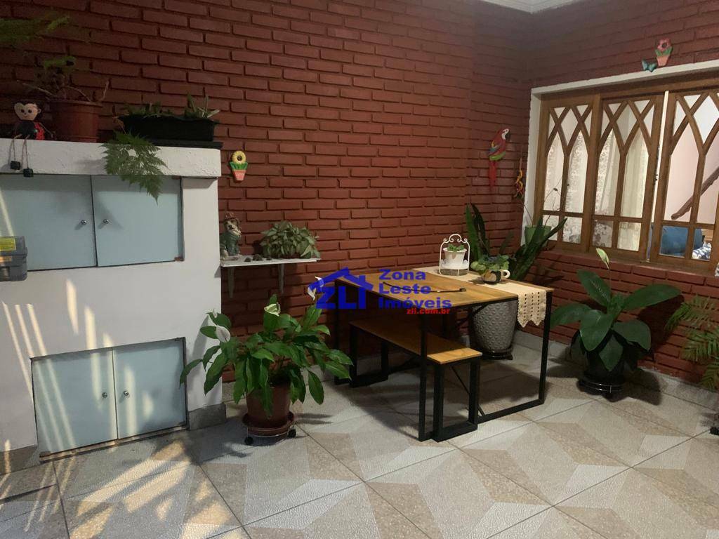 Sobrado à venda com 2 quartos, 120m² - Foto 4