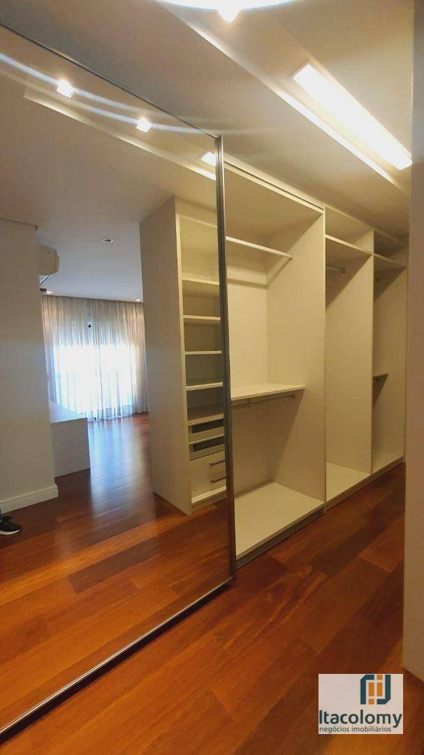 Apartamento para alugar com 3 quartos, 243m² - Foto 23