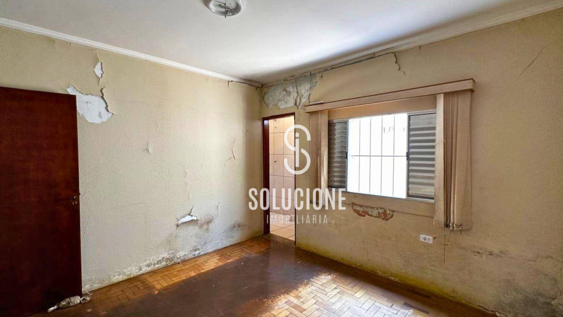 Casa à venda com 2 quartos, 90m² - Foto 2