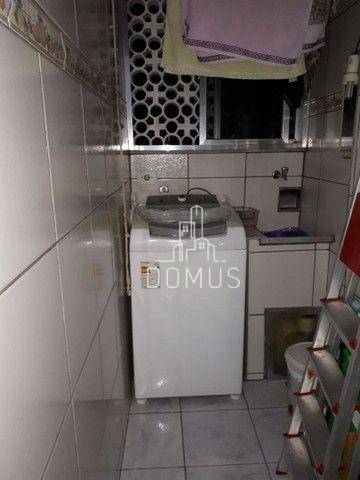 Apartamento à venda com 2 quartos, 75m² - Foto 12