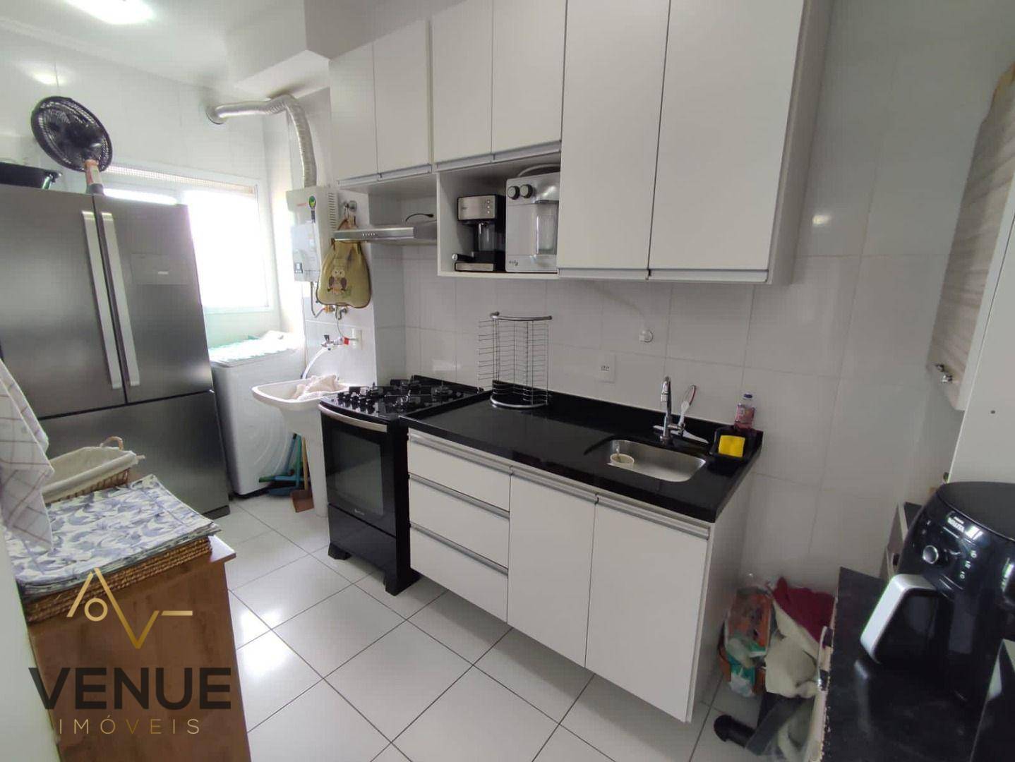 Apartamento à venda com 2 quartos, 64m² - Foto 5